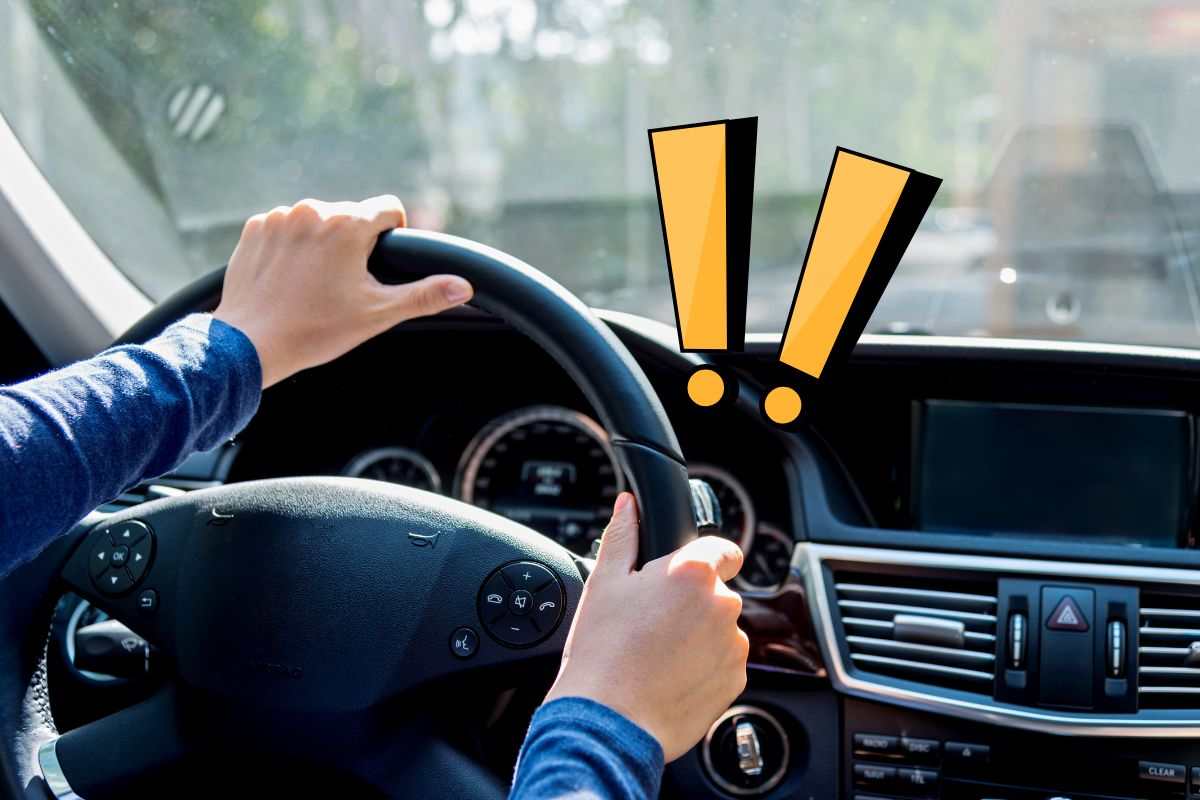 Persona al volante in città