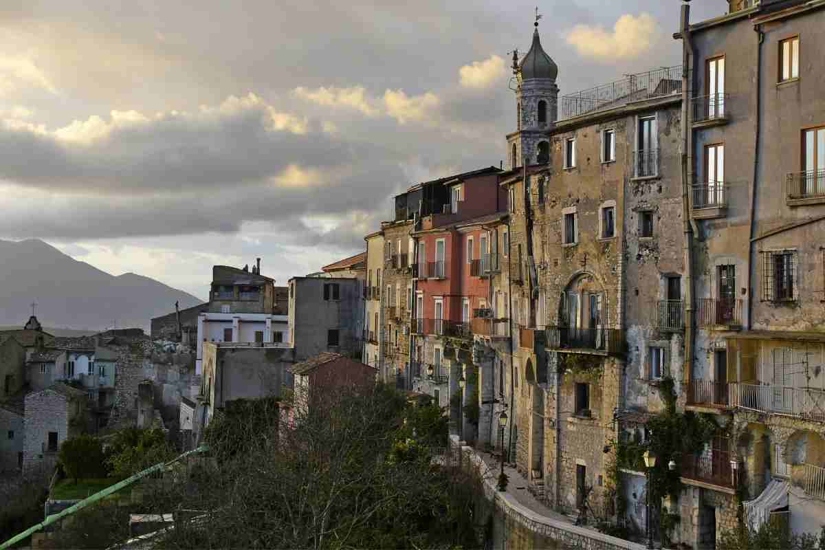 Guardia Sanframondi borgo Campania